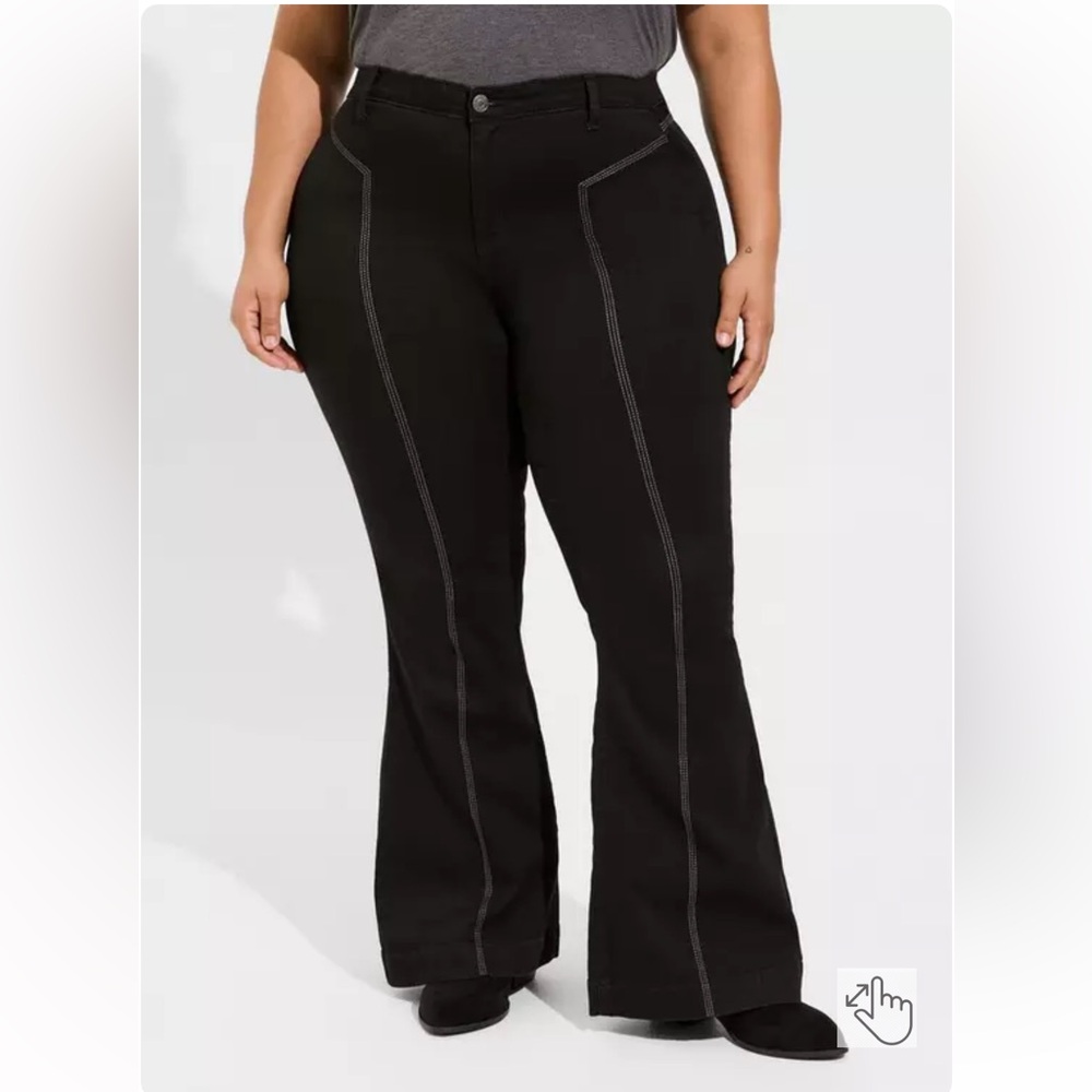 NWT Torrid Sky High Flare Sz 14L
